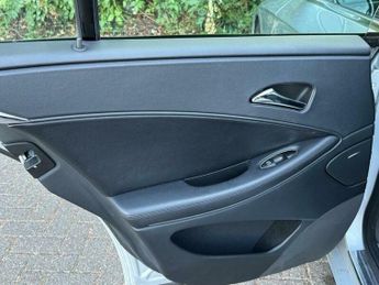 Mercedes-Benz CLS 3.5 CLS350 Coupe 7G-Tronic 4dr