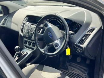 Ford Focus 1.6 Zetec Euro 5 5dr