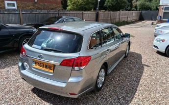 Subaru Legacy 2.0 ES Sport Tourer Lineartronic 4WD Euro 5 5dr (SNav)