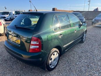 Skoda Fabia COMFORT 16V (75BHP)