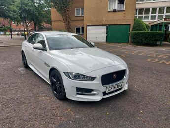 Jaguar XE R-SPORT