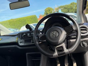 Volkswagen Up HIGH UP