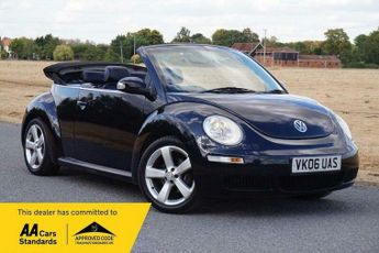 Volkswagen Beetle 2.0 S Cabriolet Auto Euro 4 2dr