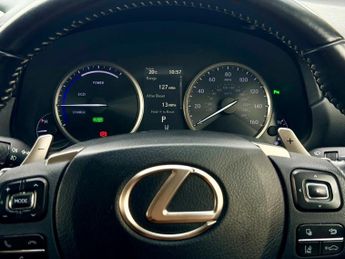 Lexus NX 300H LUXURY