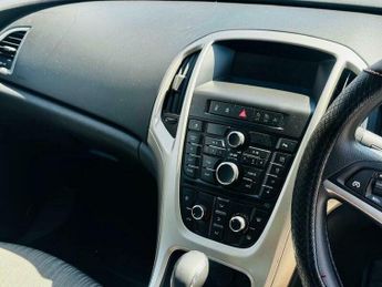 Vauxhall Astra 1.6 16v Exclusiv Auto Euro 5 5dr