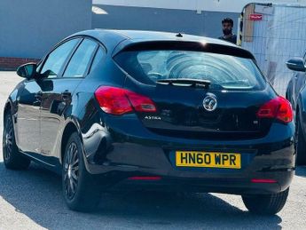 Vauxhall Astra 1.6 16v Exclusiv Auto Euro 5 5dr