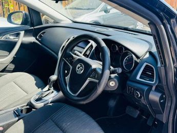 Vauxhall Astra 1.6 16v Exclusiv Auto Euro 5 5dr