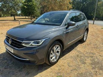 Volkswagen Tiguan 1.4 TSI 13kWh Life DSG Euro 6 (s/s) 5dr
