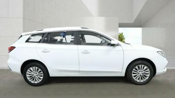 MG MG5 61.1kWh Exclusive Long Range Estate 5dr Electric Auto (156 ps)