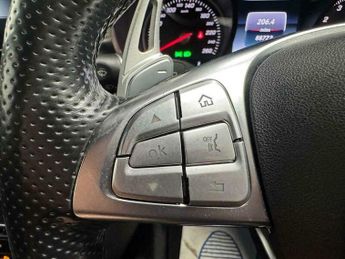 Mercedes-Benz M Class 200 AMG LINE 4MATIC AUTO