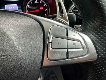 Mercedes-Benz M Class 200 AMG LINE 4MATIC AUTO
