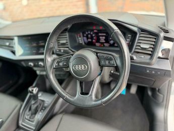 Audi A1 1.0 TFSI 25 Technik Sportback S Tronic Euro 6 (s/s) 5dr