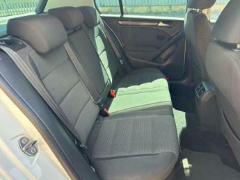 Volkswagen Golf 2.0 TDI Match DSG Euro 5 5dr