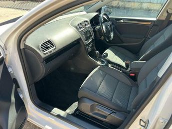 Volkswagen Golf 2.0 TDI Match DSG Euro 5 5dr