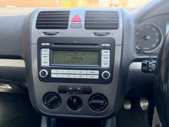 Volkswagen Golf 1.6 FSI Match Hatchback 5dr Petrol Manual (161 g/km, 113 bhp)