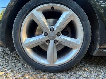 Audi A4 2.0 TDI Executive SE Multitronic Euro 4 4dr