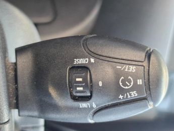 Peugeot 3008 1.6 e-HDi Active EGC Euro 5 (s/s) 5dr