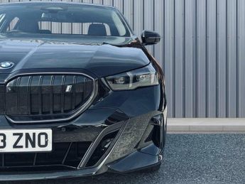 BMW  40 83.9kWh M Sport Pro Auto eDrive 4dr (11kW Charger)