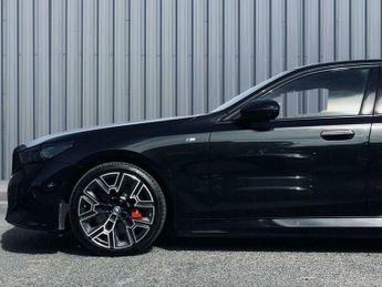 BMW  40 83.9kWh M Sport Pro Auto eDrive 4dr (11kW Charger)