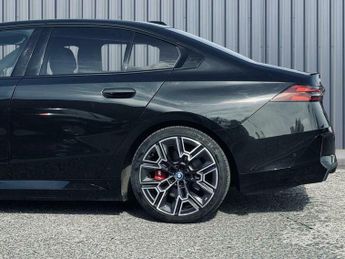 BMW  40 83.9kWh M Sport Pro Auto eDrive 4dr (11kW Charger)