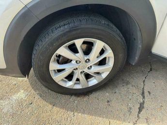 Hyundai Tucson 1.6 T-GDi SE Nav DCT Euro 6 (s/s) 5dr