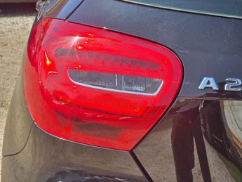 Mercedes-Benz A Class 2.1 A200d Sport (Executive) 7G-DCT Euro 6 (s/s) 5dr