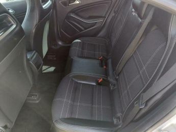 Mercedes-Benz A Class 2.1 A200 CDI Sport 7G-DCT Euro 6 (s/s) 5dr