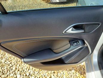 Mercedes-Benz A Class 2.1 A200 CDI Sport 7G-DCT Euro 6 (s/s) 5dr