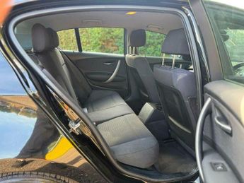 BMW 1 SERIES 2.0 116i ES Steptronic Euro 5 5dr
