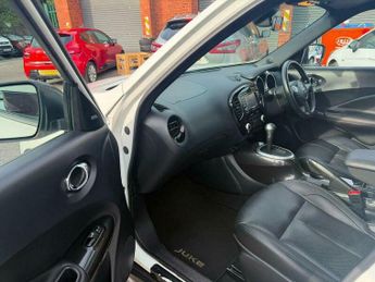 Nissan Juke 1.6 Tekna XTRON Euro 6 5dr