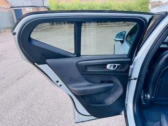 Volvo XC40 2.0 D3 Inscription Auto Euro 6 (s/s) 5dr