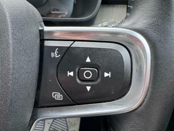 Volvo XC40 2.0 D3 Inscription Auto Euro 6 (s/s) 5dr
