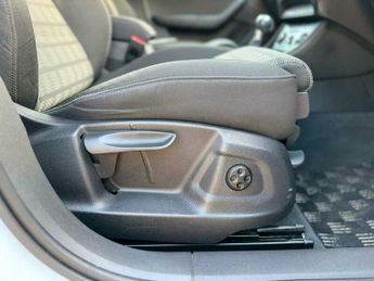 Audi Q3 1.4 TFSI CoD SE SUV 5dr Petrol S Tronic Euro 6 (s/s) (150 ps)