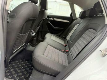 Audi Q3 1.4 TFSI CoD SE SUV 5dr Petrol S Tronic Euro 6 (s/s) (150 ps)