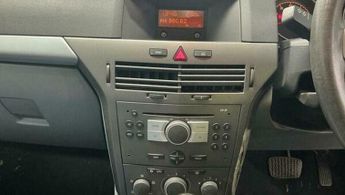 Vauxhall Astra 1.8i 16v Club 5dr