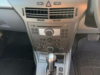 Vauxhall Astra 1.8i 16v Club 5dr