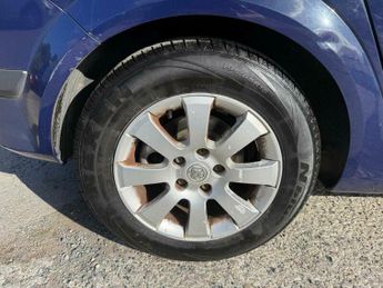 Vauxhall Astra 1.8i 16v Club 5dr