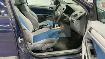 Vauxhall Astra 1.8i 16v Club 5dr