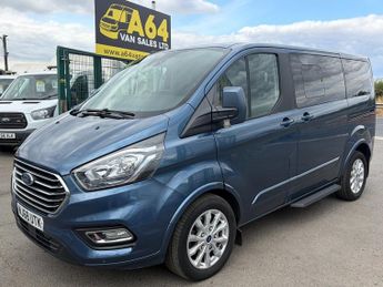 Ford Tourneo Custom FORD TOURNEO AUTOMAIC TITANIUM 6 SEAT WITH ALLOY WHEELS AND AIRC