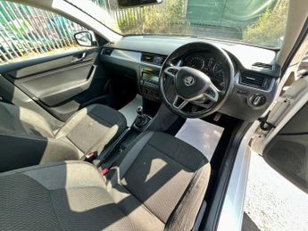 Skoda Rapid SPACEBACK SE TDI CR Ex Police