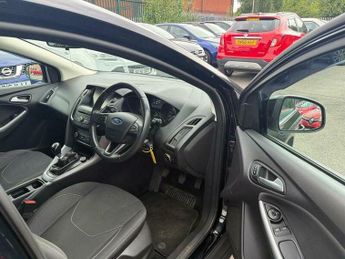 Ford Focus 1.0T EcoBoost Zetec Euro 6 (s/s) 5dr