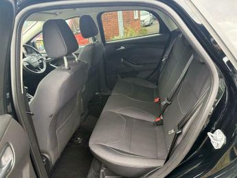 Ford Focus 1.0T EcoBoost Zetec Euro 6 (s/s) 5dr