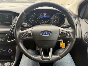 Ford Focus 1.0T EcoBoost Zetec Euro 6 (s/s) 5dr