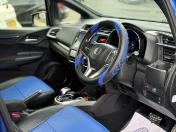 Honda Jazz 1.5 h i-MMD Crosstar EX Hatchback 5dr Petrol Hybrid eCVT Euro 6 