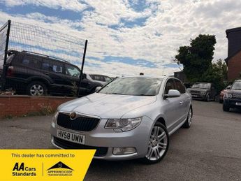 Skoda Superb 2.0 TDI Elegance DSG Euro 4 5dr