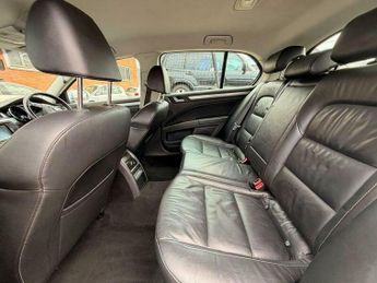 Skoda Superb 2.0 TDI Elegance DSG Euro 4 5dr