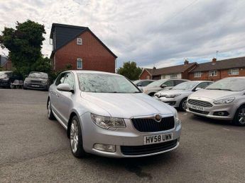 Skoda Superb 2.0 TDI Elegance DSG Euro 4 5dr
