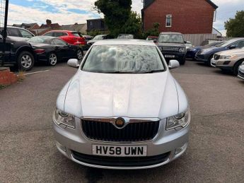Skoda Superb 2.0 TDI Elegance DSG Euro 4 5dr