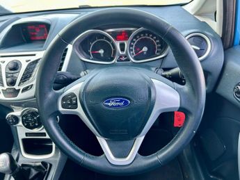 Ford Fiesta ZETEC CAMBELT+B/TOOTH+AIR CON+FSH