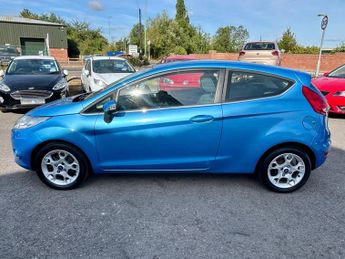 Ford Fiesta ZETEC CAMBELT+B/TOOTH+AIR CON+FSH